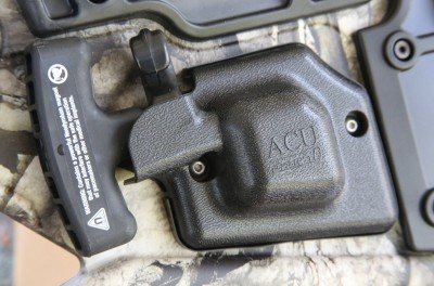 The AccuDraw 50 system sits on both sides of the stock, and those handles have magnets to hold them down. 