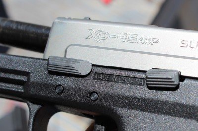 The controls are all accessible, but not so large as to be obtrusive. 