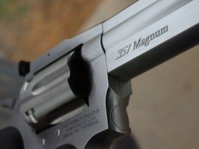 Dan Wesson 715 .357 Magnum.