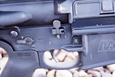 Note the fully ambidextrous controls on the M&P 10 LE.