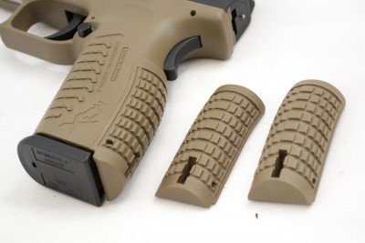 Two additional back strap inserts adjust grip size to your hand.