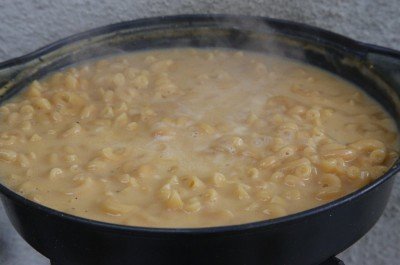 It took about 20 minutes to get the Cheesy Mac up to boiling. But during that time the pasta cooked and softened. The boil was never really hard, but it cooked.