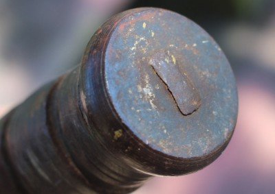 Some pommels are peened, some pinned. 