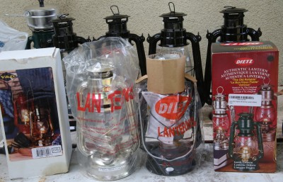 The silver lantern you see here is a V&O, and I've had a case of them for about a decade. The packaging on the Dietz and V&O may be fancier than the Walmart lanterns, but they are the same lanterns, with the same 1/2" wick. 