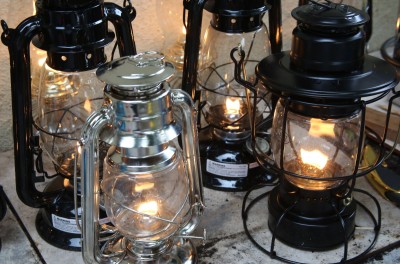 It is funny that starting out, the cheap Walmart lamps actually have the clearest glass. The Dietz lanterns actually had air bubbles in some of the lantern glass, which made them noticeably less clear. 