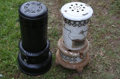 Except for the military H-45 stove that I reviewed about a year ago, all kerosene heaters, old and new, use wicks. These are Perfection heaters, some of them from the 1800s, and they are not much different from the new models. 