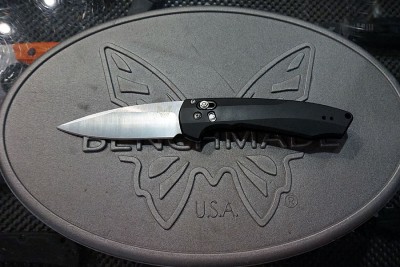 The 490 Amicus, new from Benchmade. 