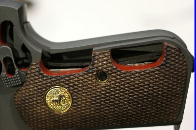 We discussed with them the possibilty of having a classic 1911 in cutaway, too. Would there be a market for a 1911 cutaway?