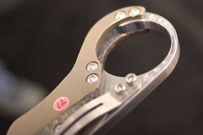 The finger ring, made of D2 steel. 