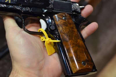 Remington Bicentennial Limited Editions - SHOT Show 2016 Some beautiful grips here.