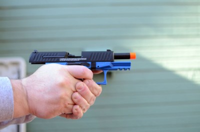 When empty, the gun locks open.