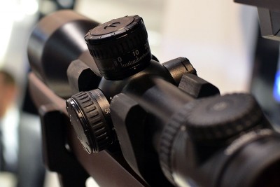 New Line of Zeiss Scopes - TheVictory V8 - Auto On and More -- SHOT Show 2016 The over-sized turrets on the V8 series makes dialing in minute changes easy.