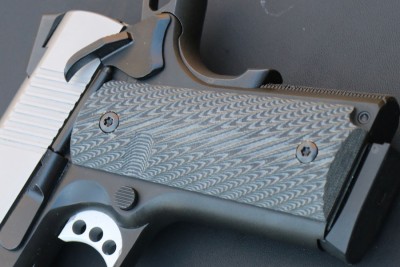 The G10 grips on the .40.