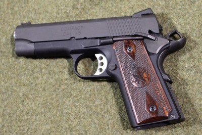 This is the condition of Springfield when I got it. I wondered why he handed it to me with the hammer cocked. But this is a great gun that deserves to be fixed. 