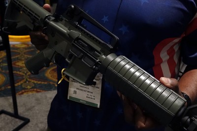 The subtle show lighting doesn't help with the subdued color, but this is a rich, deep green.