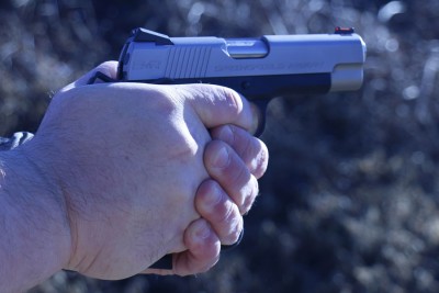 With the 4" gun, there's more to hold onto. 