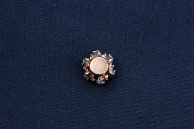 Excellent jagged edges.