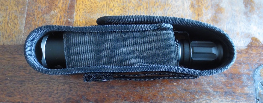 You can see how the XL fits into the sheath. 