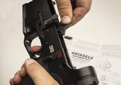 Deal of the Week: Geissele G2S AR-15 Two-Stage Trigger STEP 9: Check trigger reset: Set safety selector to FIRE. Dry fire weapon and keep trigger held back. Pull charging handle all the way back and release, letting the bolt carrier snap forward. The hammer should not fall. Release trigger. Hammer should be caught by the trigger.