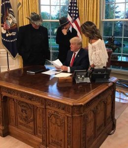 Ted Nugent, Kid Rock, Sarah Palin & Trump Have Dinner at White House