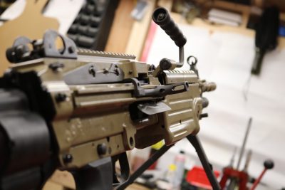 A Street-Legal Spec Ops SAW? The FN M249S Para – Full Review.