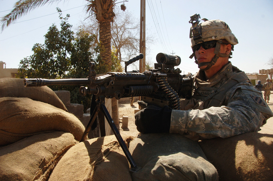 U.S. Army Looking for M249 Light Machine Gun Replacement
