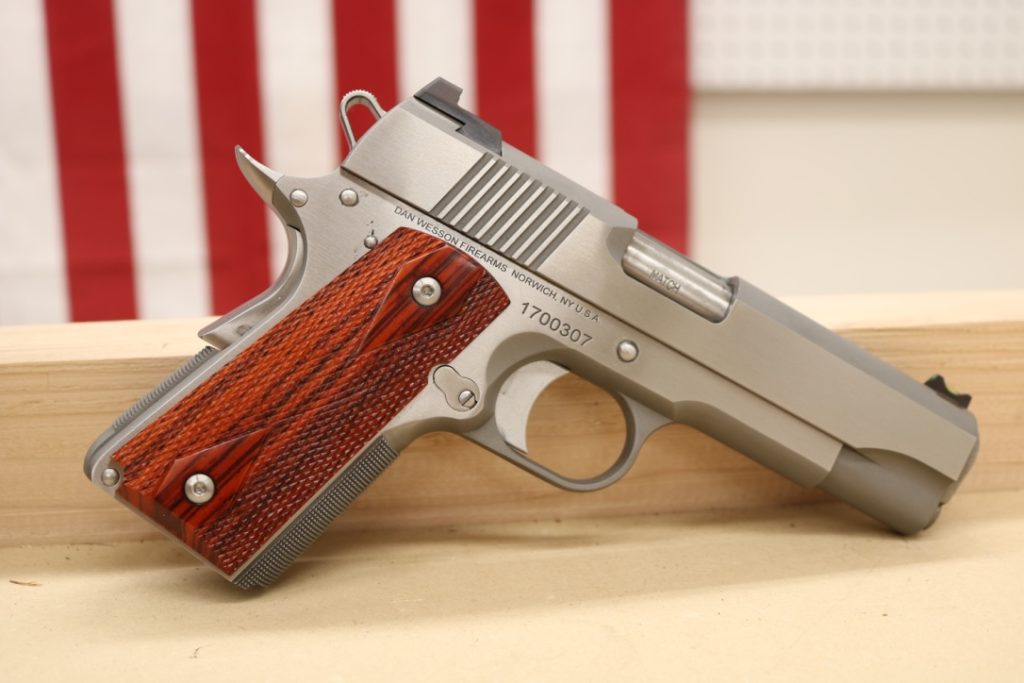 Dan Wesson 1911 - Extreme Accuracy from Officer Framed Gun