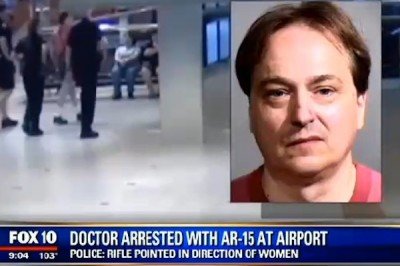 Arizona Doctor points AR-15 At airport patrons