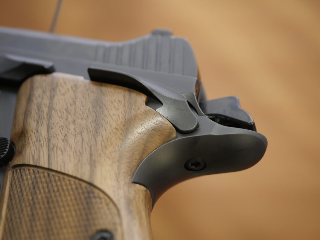 SIG's New P210 Standard & Coyote Tan P365 - NRA 2019 SIG's New P210 Standard & Coyote Tan P365 - NRA 2019