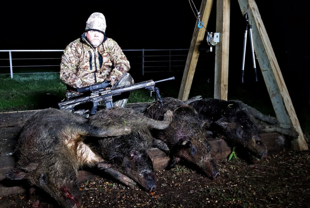 Brenton USA’s Ranger Carbon Hunter Goes Hog Hunting Brenton USA’s Ranger Carbon Hunter Goes Hog Hunting