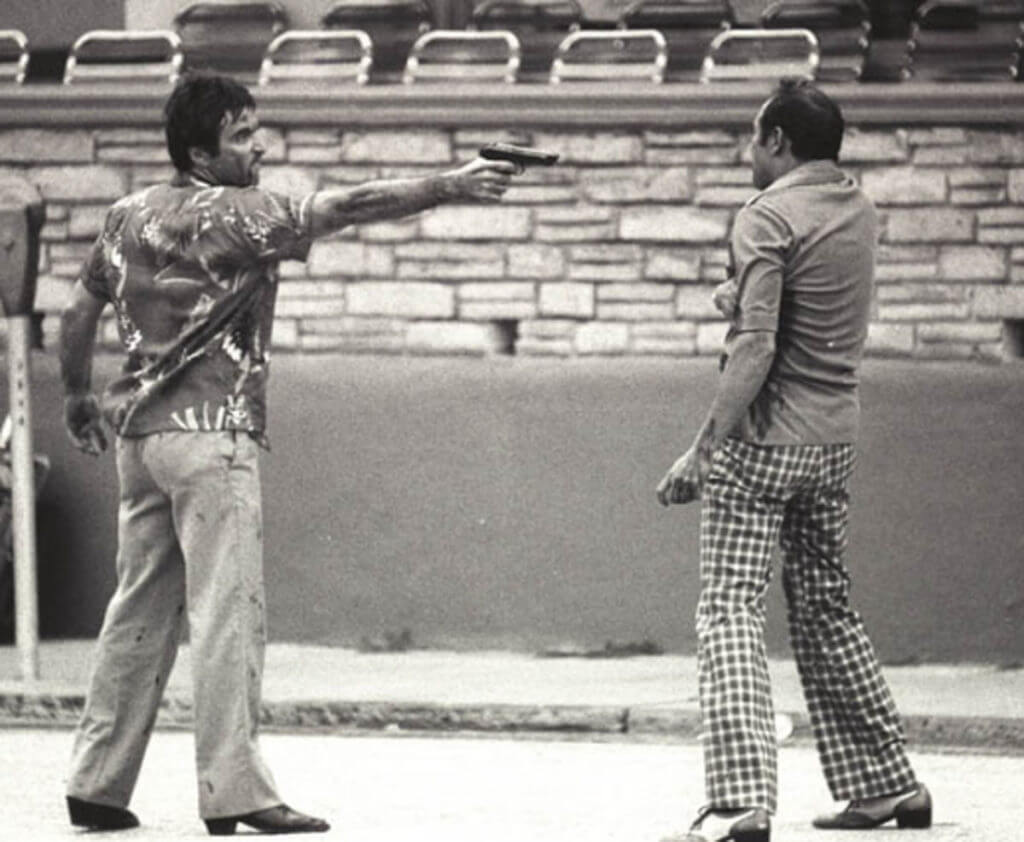 Alberto Bravo’s Uzi: The Black Widow’s Prey Alberto Bravo’s Uzi: The Black Widow’s Prey