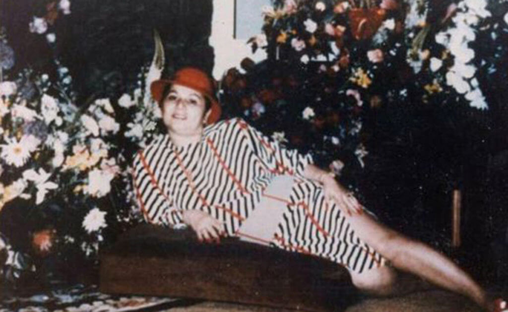 Alberto Bravo’s Uzi: The Black Widow’s Prey Alberto Bravo’s Uzi: The Black Widow’s Prey