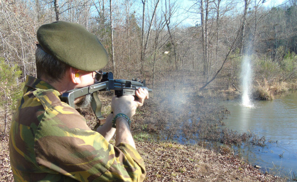 Alberto Bravo’s Uzi: The Black Widow’s Prey Alberto Bravo’s Uzi: The Black Widow’s Prey