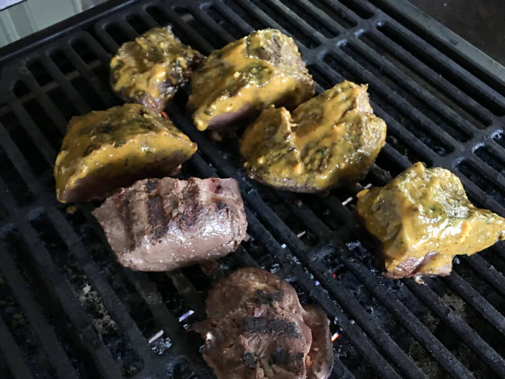 Simple Gourmet: Tangy BBQ Sauce For Strong Meat Simple Gourmet: Tangy BBQ Sauce For Strong Meat