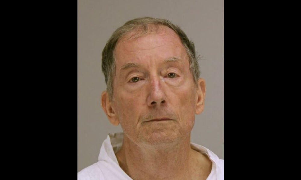 Dallas Man Shoots, Kills Burglar Then Goes Back to Bed Before Calling Police Dallas Man Shoots, Kills Burglar Then Goes Back to Bed Before Calling Police