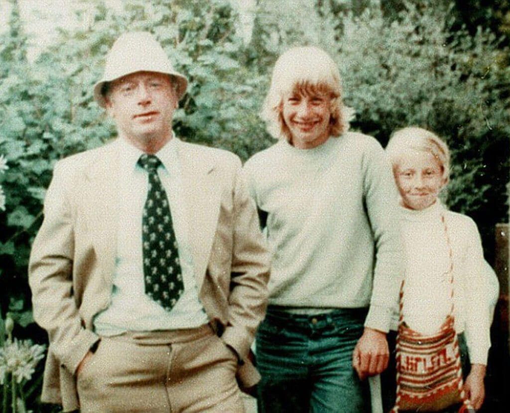 Martin Bryant and the Port Arthur Massacre: The Homicidal Lunatic That Disarmed a Nation Martin Bryant and the Port Arthur Massacre: The Homicidal Lunatic That Disarmed a Nation