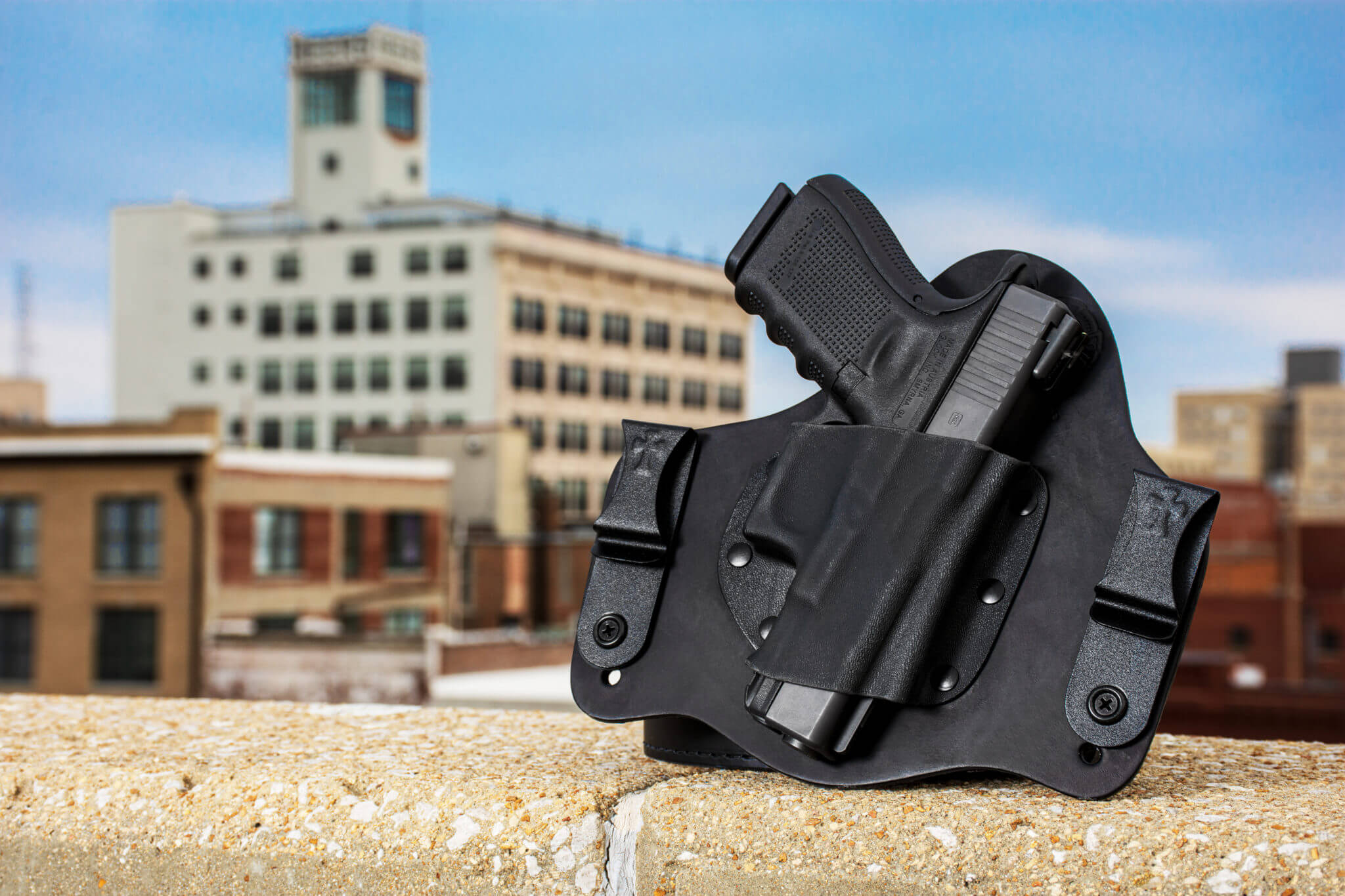 Clay 5 Reasons to Carry the Glock 19