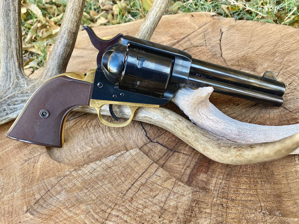 For the Old West Lover in Us: Davidson’s Exclusive 1873 Revolver For the Old West Lover in Us: Davidson’s Exclusive 1873 Revolver
