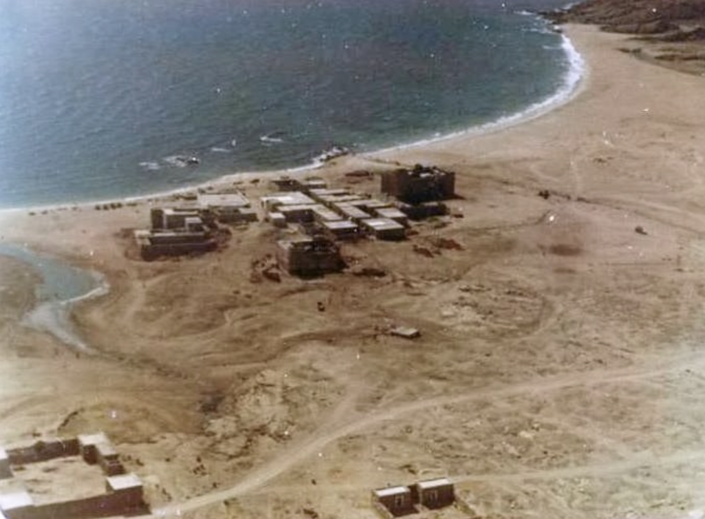 Miracle at Mirbat: When an SAS Operator Singlehandedly Held Off an Army with a Howitzer Miracle at Mirbat: When an SAS Operator Singlehandedly Held Off an Army with a Howitzer