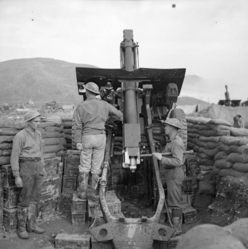 Miracle at Mirbat: When an SAS Operator Singlehandedly Held Off an Army with a Howitzer Miracle at Mirbat: When an SAS Operator Singlehandedly Held Off an Army with a Howitzer