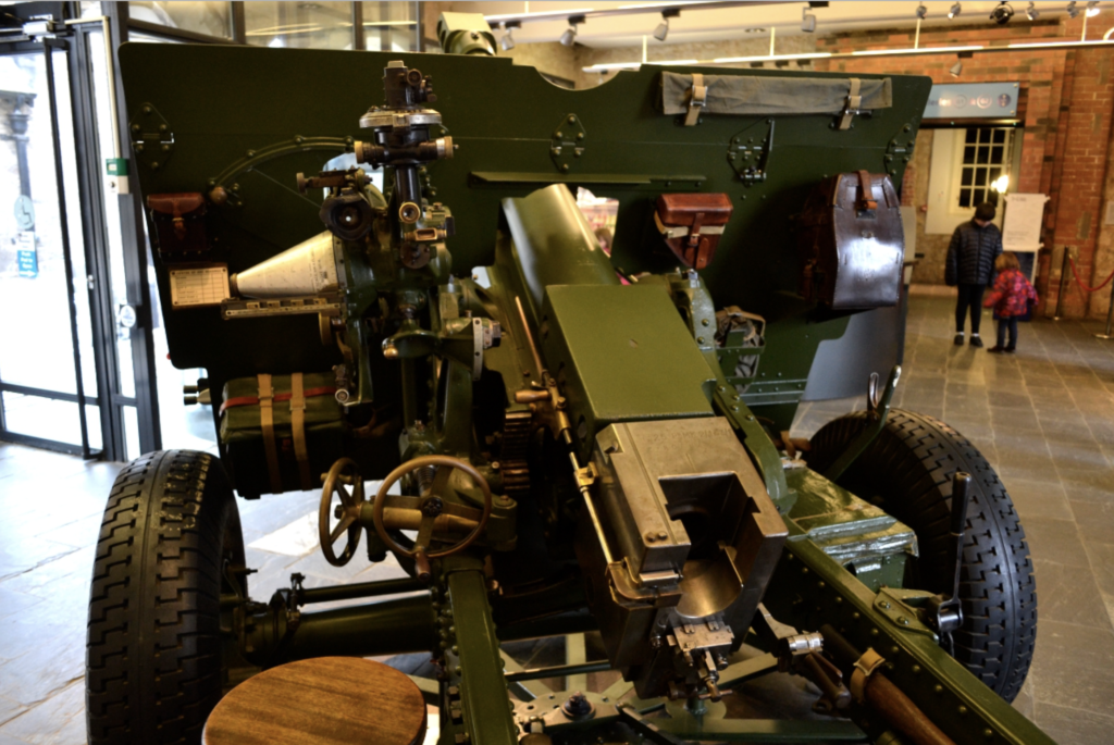 Miracle at Mirbat: When an SAS Operator Singlehandedly Held Off an Army with a Howitzer Miracle at Mirbat: When an SAS Operator Singlehandedly Held Off an Army with a Howitzer