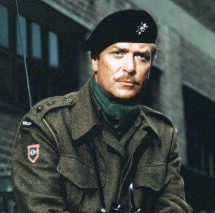 Sir Maurice Mickelwhite CBE Sir Maurice Mickelwhite CBE