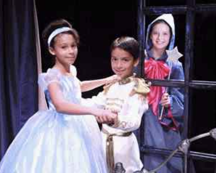 Sir Maurice Mickelwhite CBE Sir Maurice Mickelwhite CBE