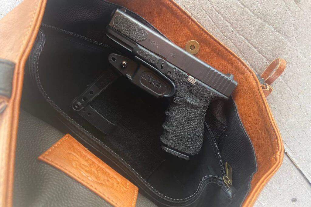 Cameleon Concealed Carry Bags - Blending Function, Firearms, and Fashion Cameleon Concealed Carry Bags - Blending Function, Firearms, and Fashion