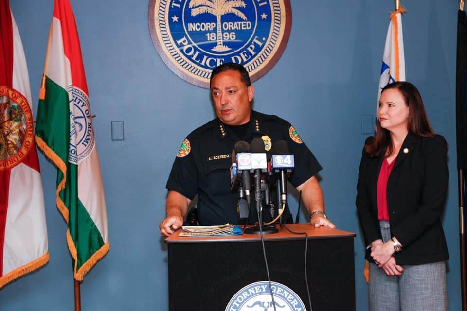 Miami Police Chief Calls for More Federal Gun Control in Wake of Mass Murders in His City