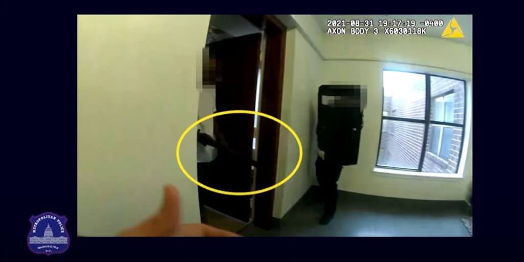 WATCH: DC Police Shoots, Kills Suspect Wielding Air-Powered Rifle WATCH: DC Police Shoots, Kills Suspect Wielding Air-Powered Rifle