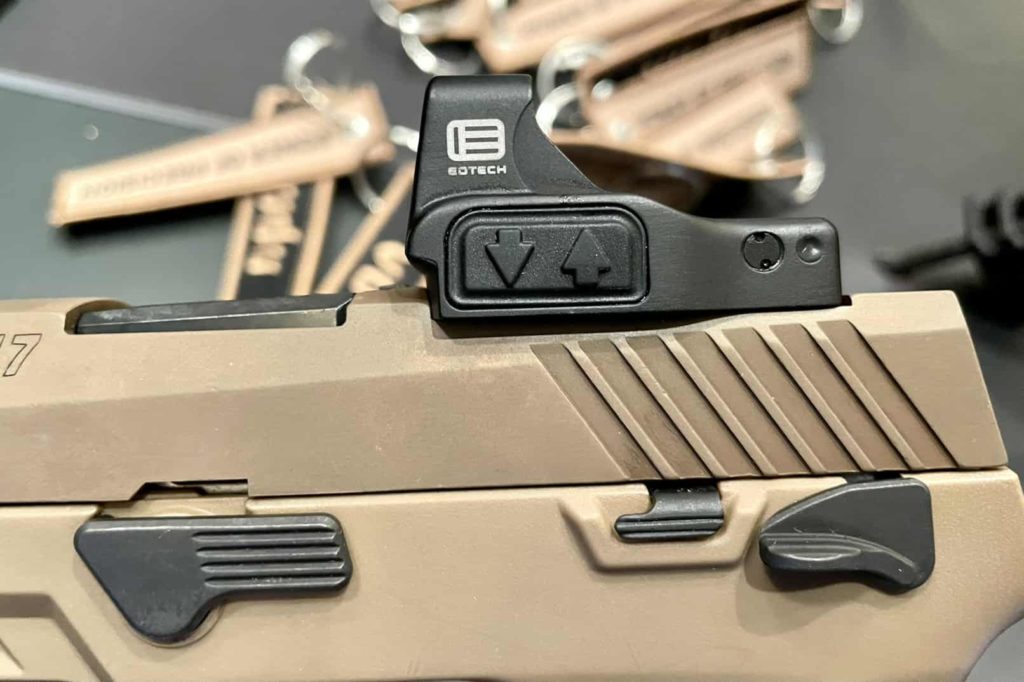 The Newest Mini Reflex Sight on the Block: EOTECH's EFLX -- SHOT Show 2022 The Newest Mini Reflex Sight on the Block: EOTECH's EFLX -- SHOT Show 2022