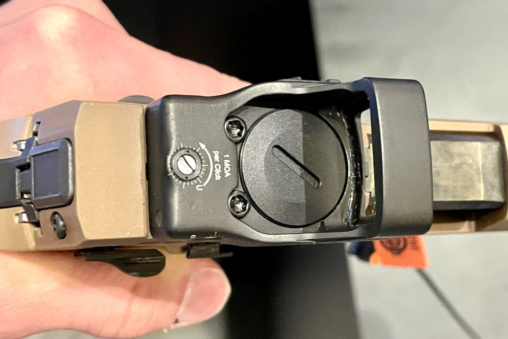 The Newest Mini Reflex Sight on the Block: EOTECH's EFLX -- SHOT Show 2022 The Newest Mini Reflex Sight on the Block: EOTECH's EFLX -- SHOT Show 2022