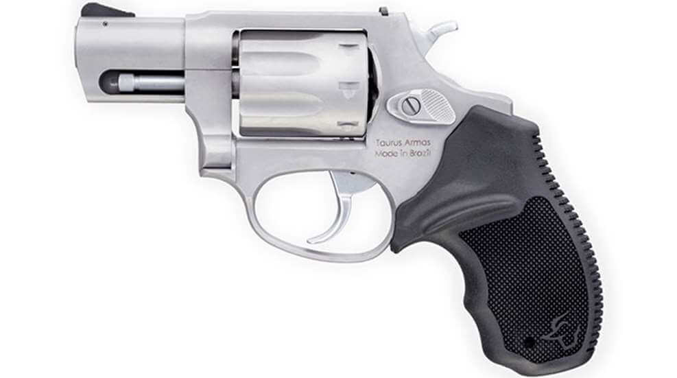 Taurus 942 snub nose revolver