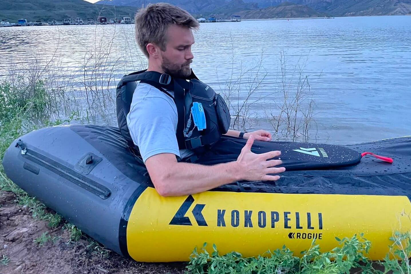 Backcountry Rafting: 9.1lb Kokopelli Rogue R-Deck Packraft Review The sprayskirt attaches around the R-Deck and uses elastic to squeeze to your body